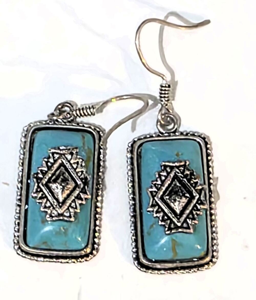 NewTurquoise & silver Southwestern Dangle Earrings 7/8"